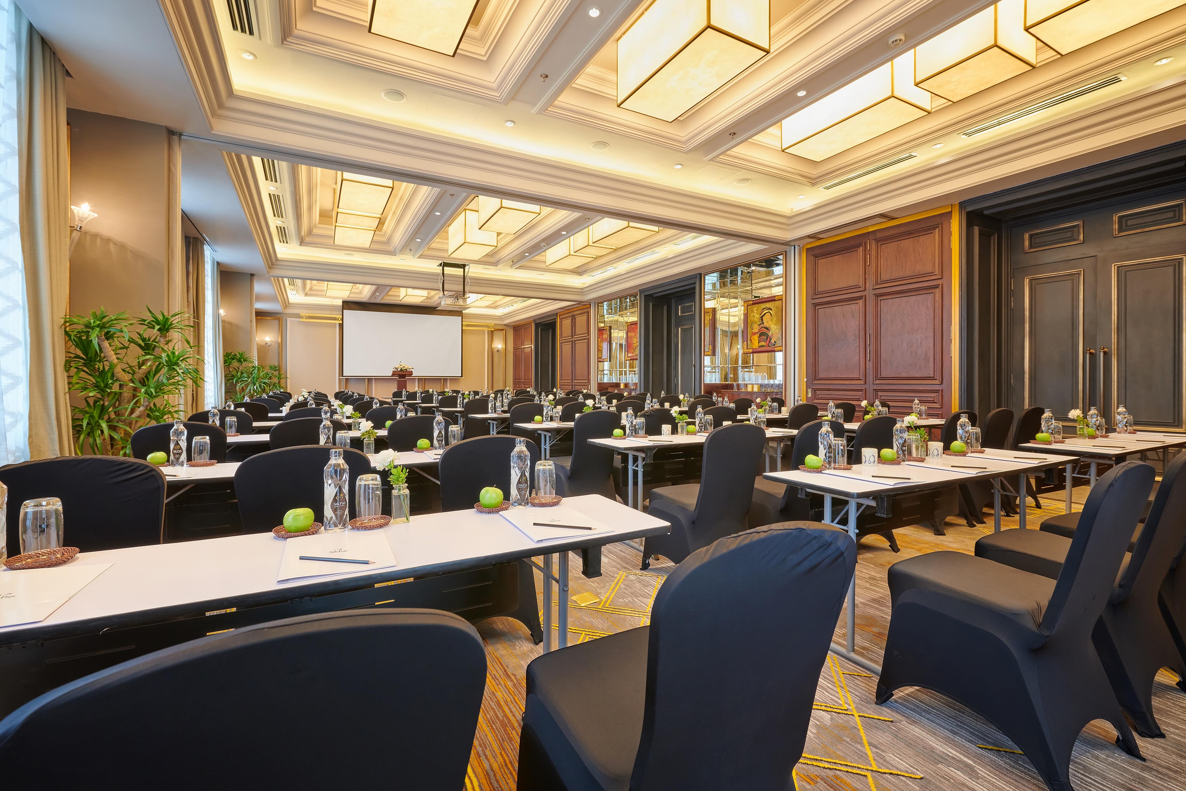Silk Path Grand Sapa Resort & Spa Εξωτερικό φωτογραφία Meeting room